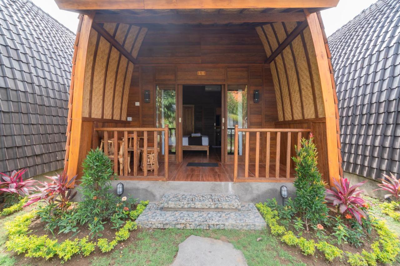 Wooden Puri Guesthouse 乌鲁瓦图 外观 照片